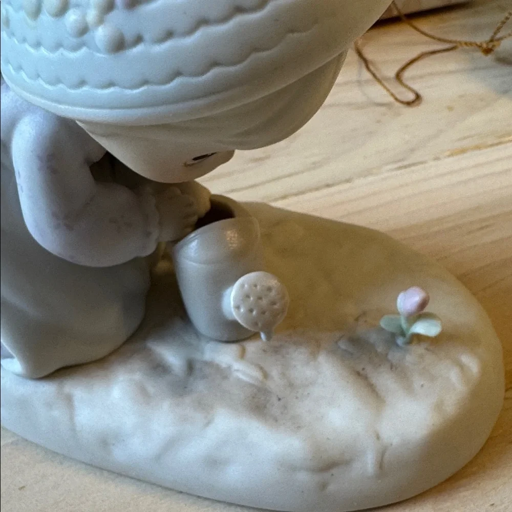 Precious Moments Porcelain Figurine “Friendship Grows When You Plant A Seed”